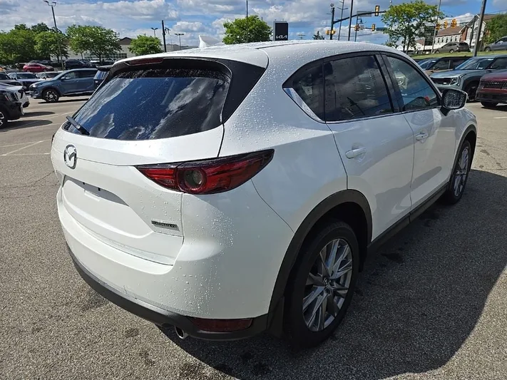 2021 Mazda CX-5 - view 3