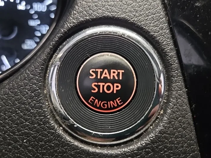 2017 Nissan Rogue - view 23