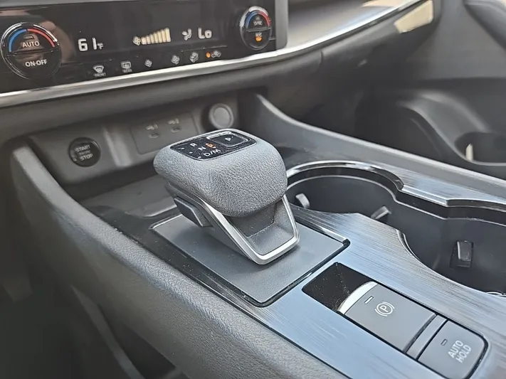 2024 Nissan Rogue - view 22