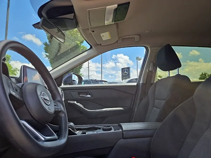 2024 Nissan Rogue - view 29