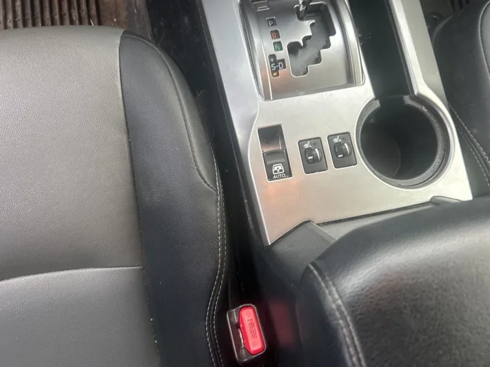 2023 Toyota 4Runner - view 12
