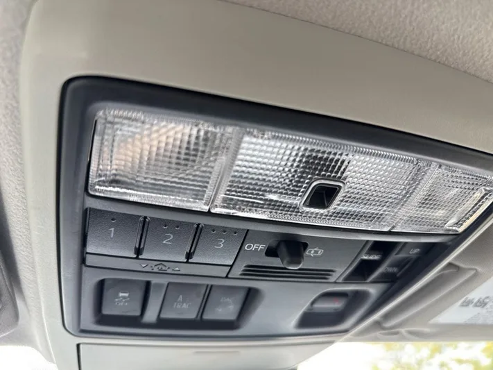 2023 Toyota 4Runner - view 28