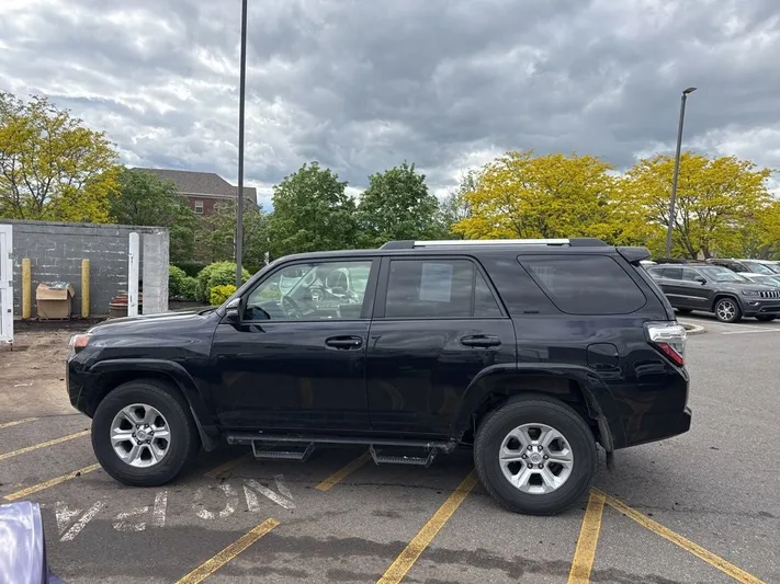 2023 Toyota 4Runner - view 39