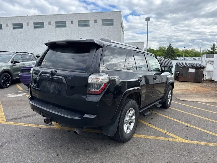 2023 Toyota 4Runner - view 42