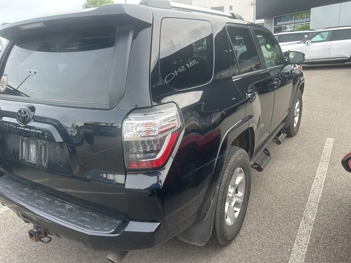 2023 Toyota 4Runner - view 5