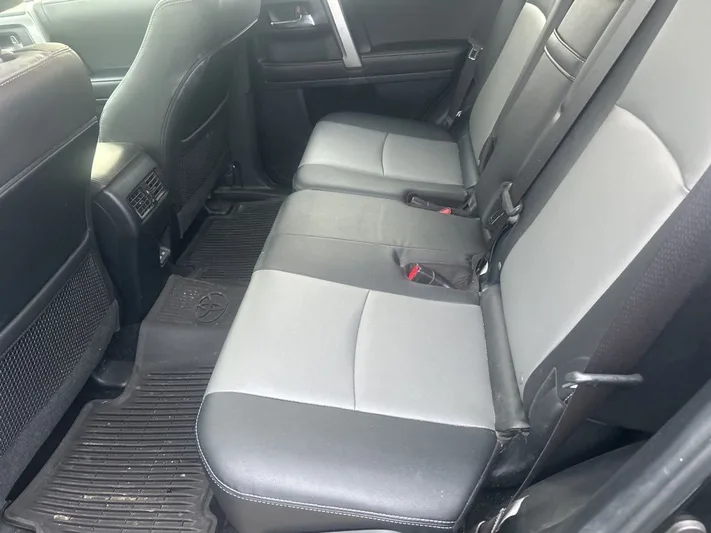 2023 Toyota 4Runner - view 9
