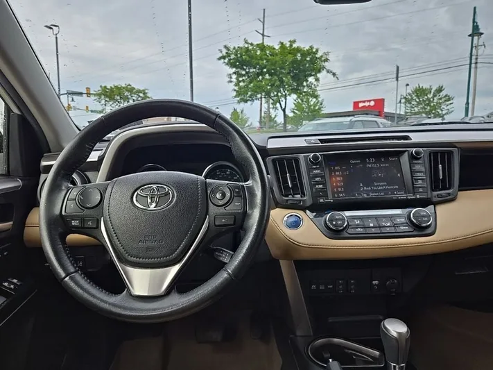 2018 Toyota RAV4 - view 39
