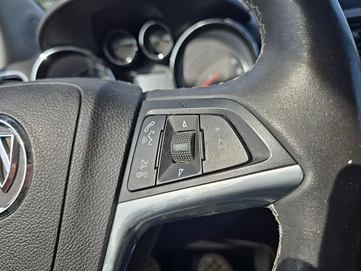 2014 Buick Encore - view 17