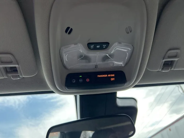 2023 Buick Encore - view 13