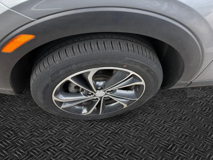 2023 Buick Encore - view 14