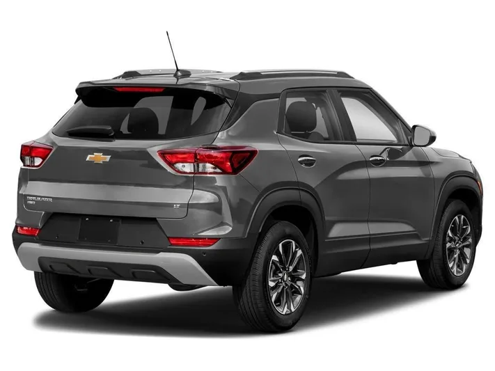 2021 Chevrolet TrailBlazer - view 2