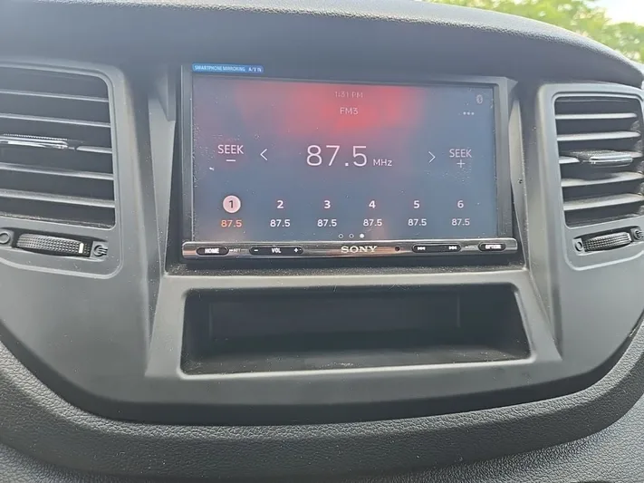 2017 Hyundai Tucson - view 22