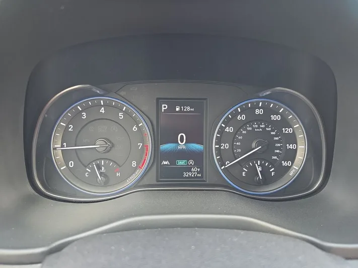 2023 Hyundai Kona - view 16