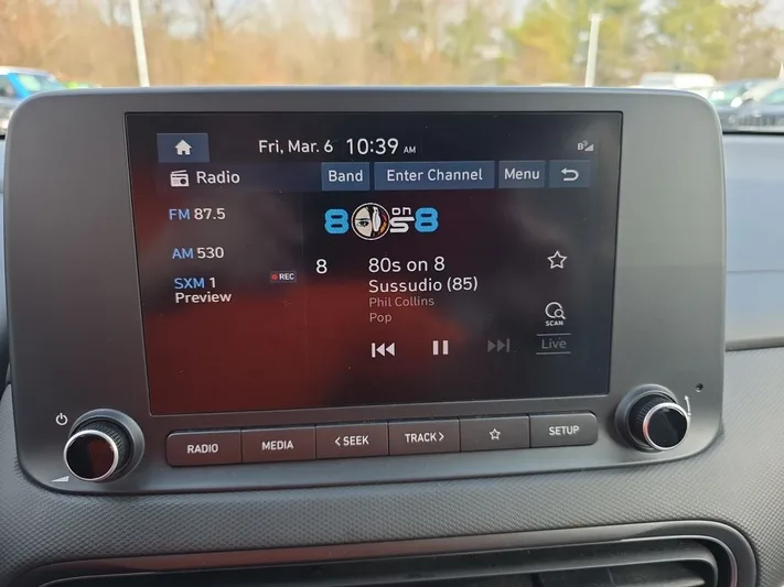 2023 Hyundai Kona - view 17