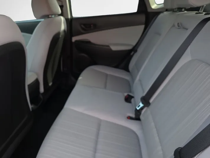 2023 Hyundai Kona - view 22