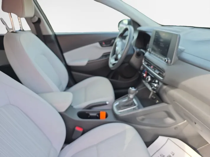 2023 Hyundai Kona - view 24