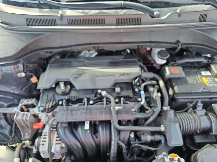 2023 Hyundai Kona - view 25