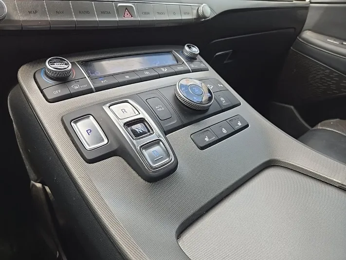 2021 Hyundai Palisade - view 21