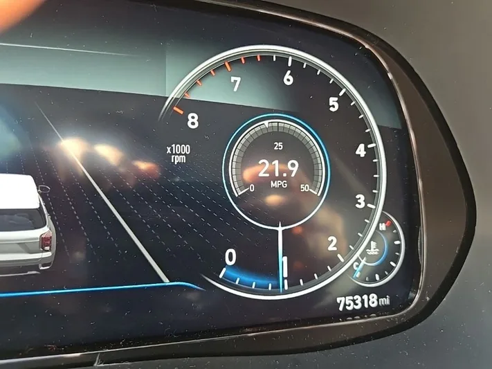 2022 Hyundai Palisade - view 17