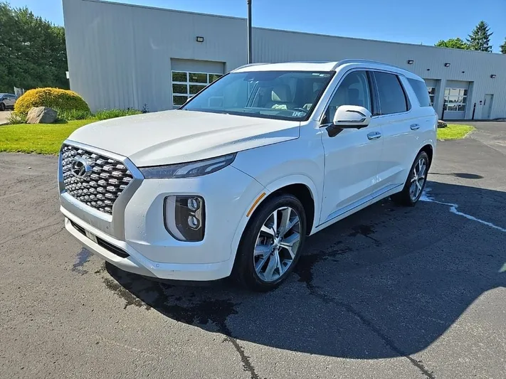 2022 Hyundai Palisade - view 9