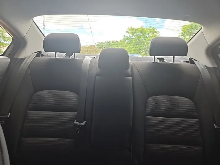 2016 Kia Forte - view 24