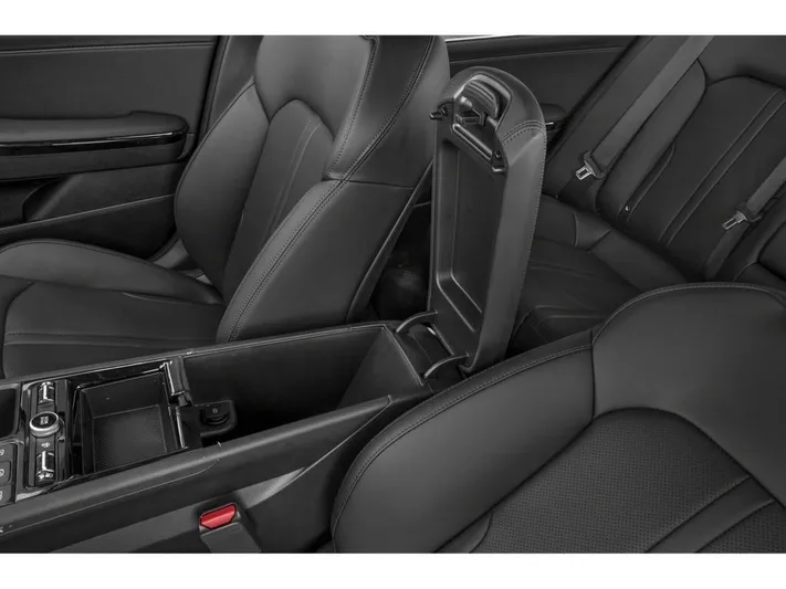 2025 Kia K5 - view 23