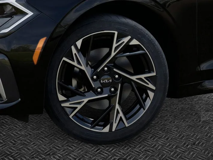 2026 Kia K5 - view 9