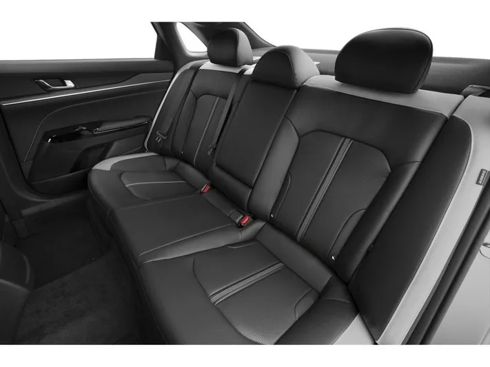2026 Kia K5 - view 13