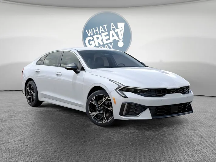 2026 Kia K5 - view 8