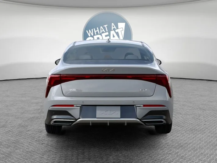 2026 Kia K5 - view 13