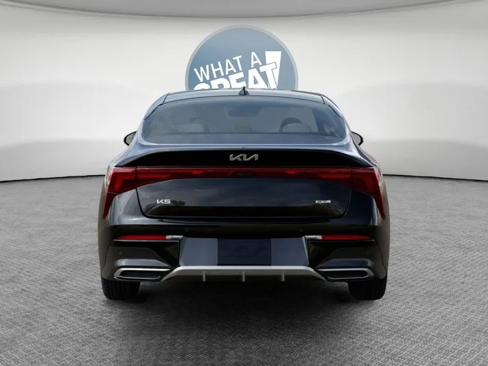2026 Kia K5 - view 13