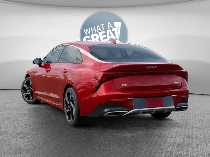 2026 Kia K5 - view 4