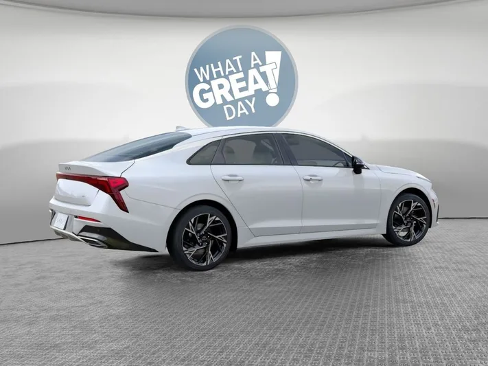 2026 Kia K5 - view 6