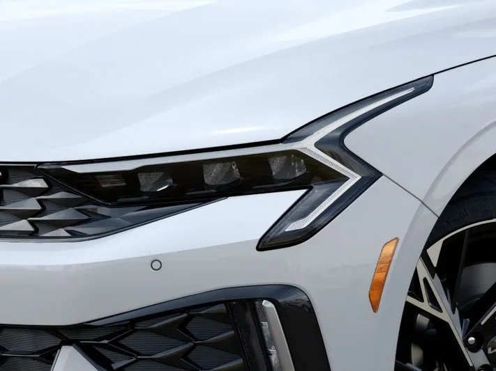 2026 Kia K5 - view 10