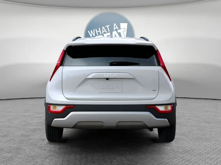 2026 Kia Niro - view 13
