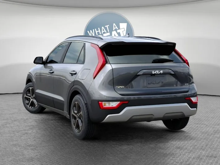 2026 Kia Niro - view 4