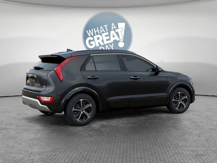 2026 Kia Niro - view 6