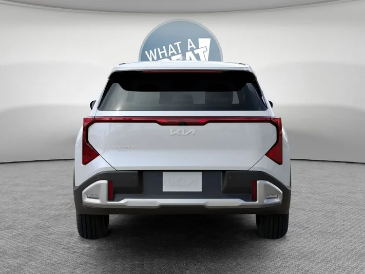 2027 Kia Seltos - view 13