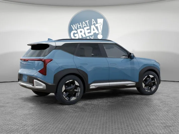 2027 Kia Seltos - view 6