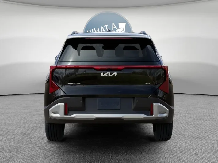 2027 Kia Seltos - view 5