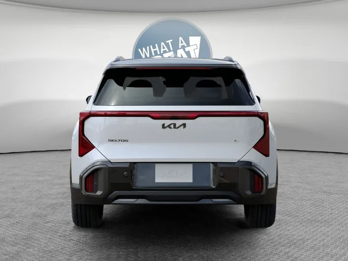 2027 Kia Seltos - view 13
