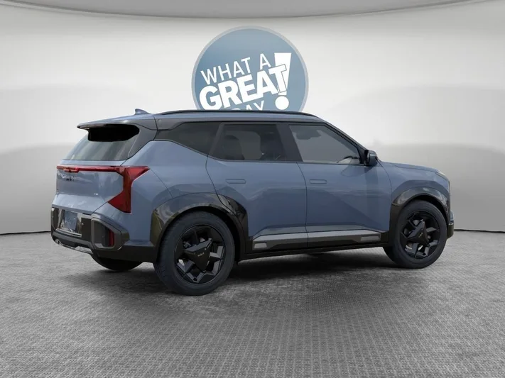 2027 Kia Seltos - view 6