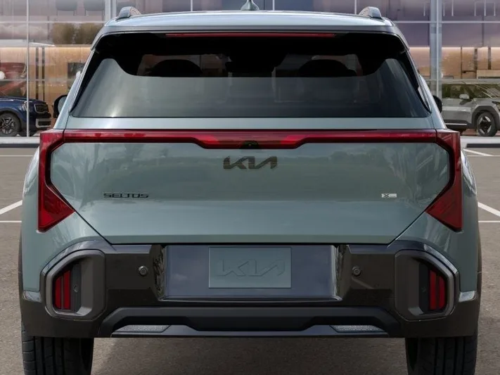 2027 Kia Seltos - view 13