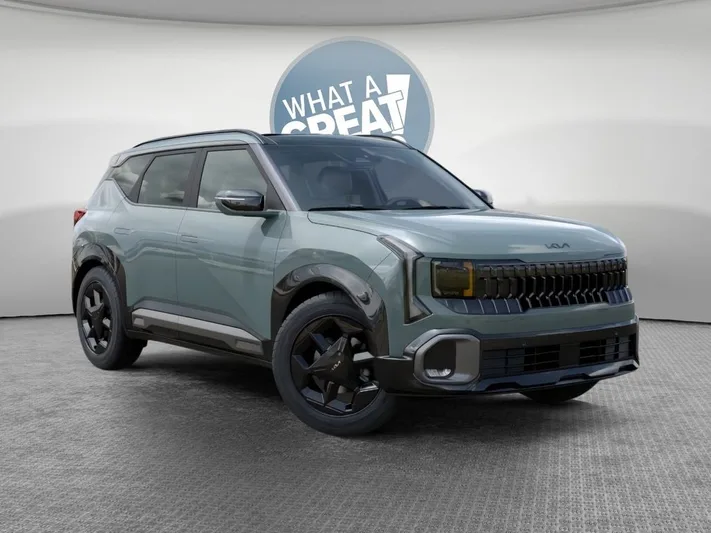 2027 Kia Seltos - view 8