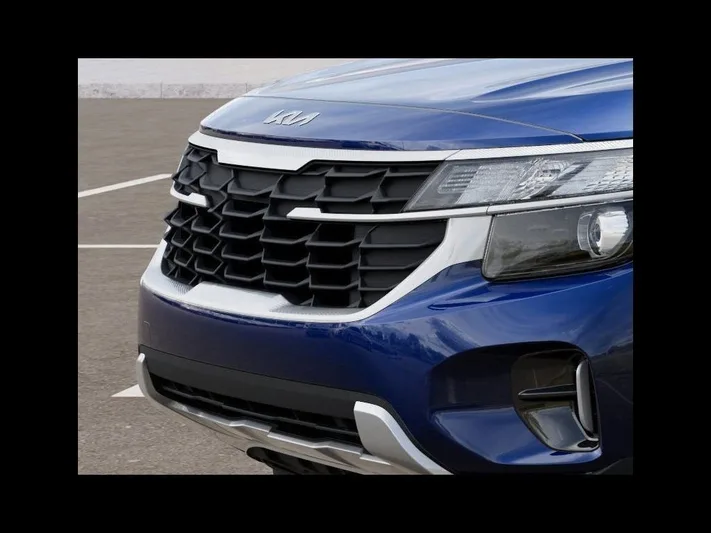 2026 Kia Seltos - view 12