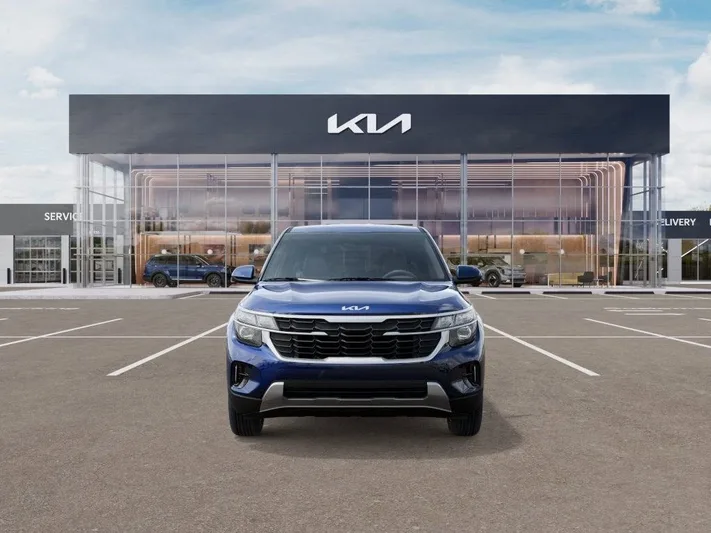2026 Kia Seltos - view 2