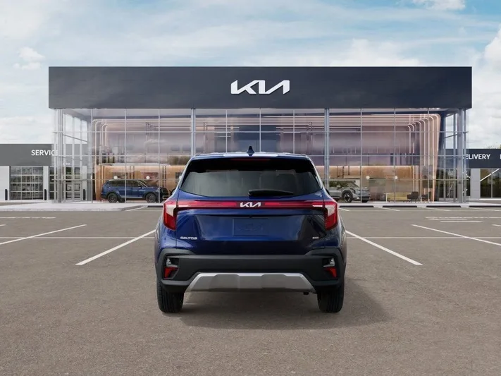 2026 Kia Seltos - view 5