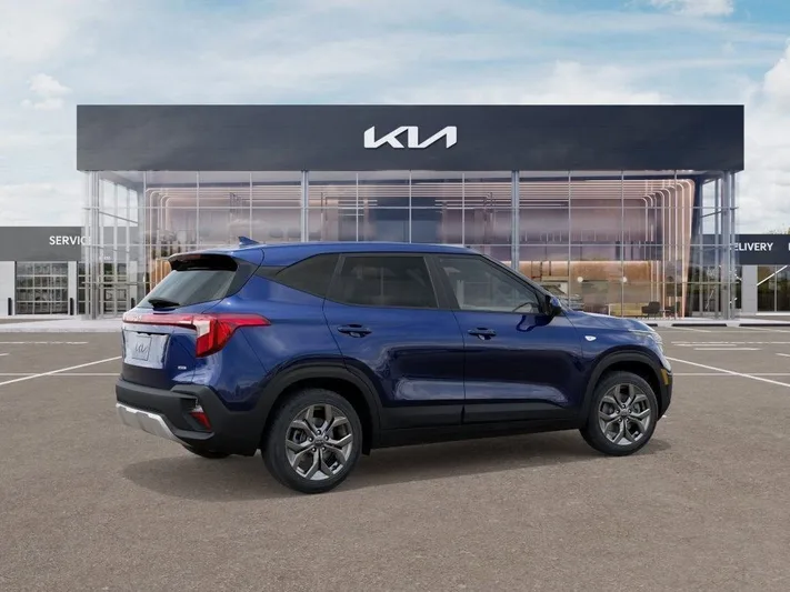 2026 Kia Seltos - view 6