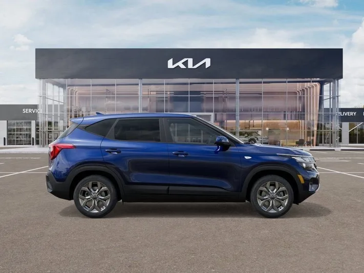 2026 Kia Seltos - view 7