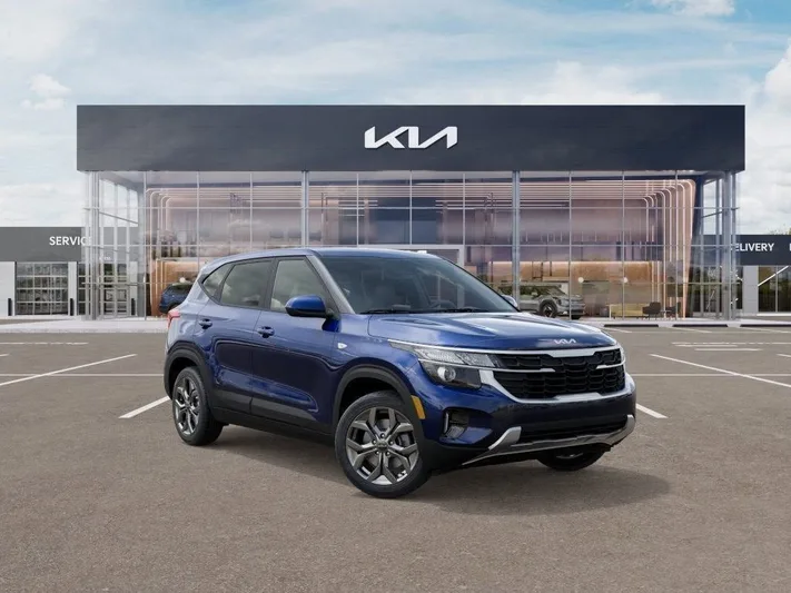 2026 Kia Seltos - view 8